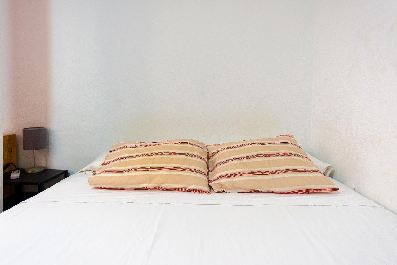 Rooms Young People Only, Soho Citycenter 말라가 외부 사진