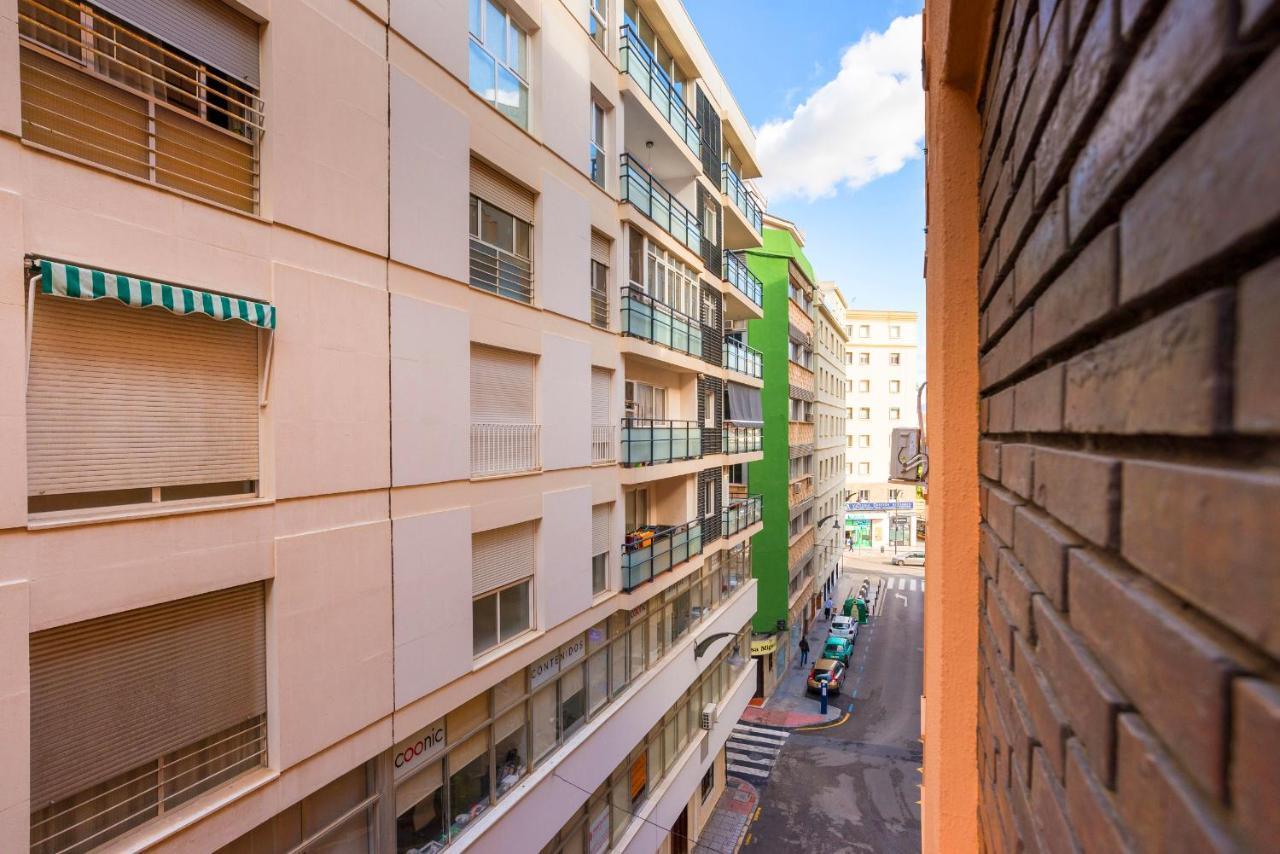 Rooms Young People Only, Soho Citycenter 말라가 외부 사진